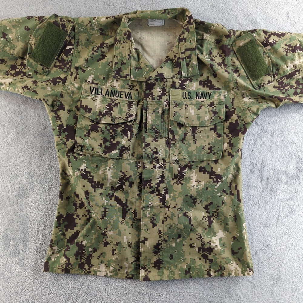 US‎ Navy Shirt Mens Small NWU Type III AOR2 Digital Woodland Combat Uniform